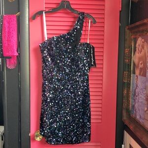NWT AVA PRESLEY SHORT SEQUIN DRESS SIZE 16
